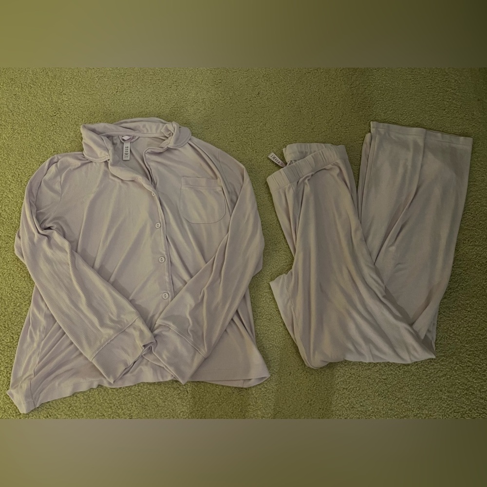 SKIMS Lavender Soft Lounge Sleep Set